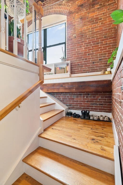 49 Munroe St 406