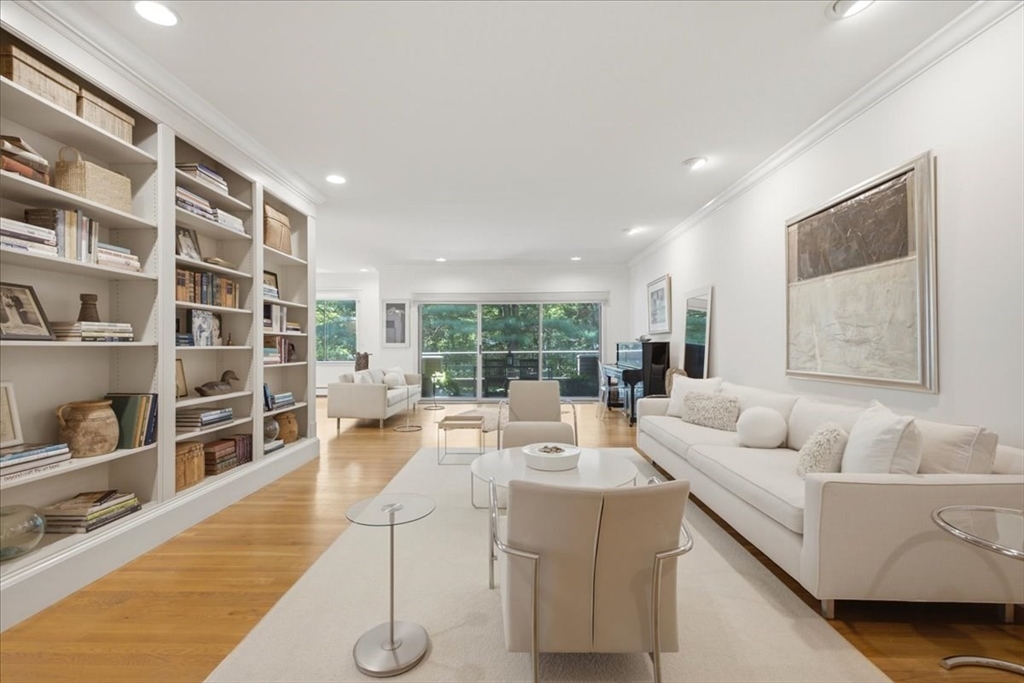 206 Allandale Road 1B