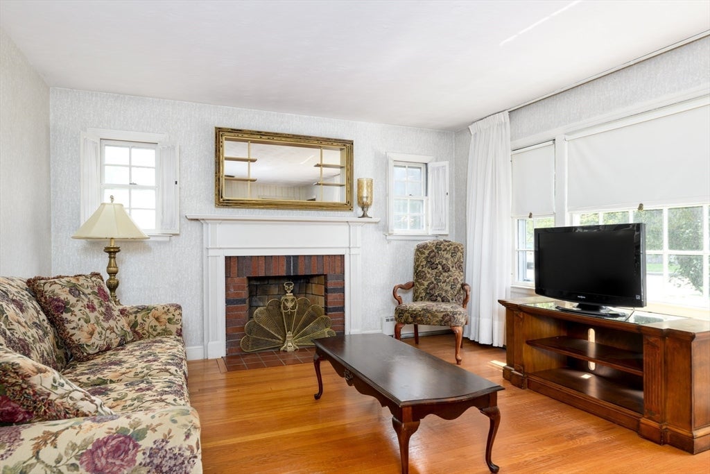 44 Zenith Drive, Worcester, MA, 44 Zenith Drive, Worcester, MA Photo #5