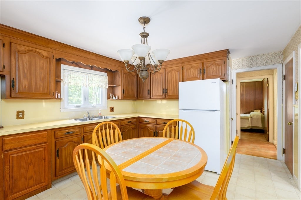 44 Zenith Drive, Worcester, MA, 44 Zenith Drive, Worcester, MA Photo #6