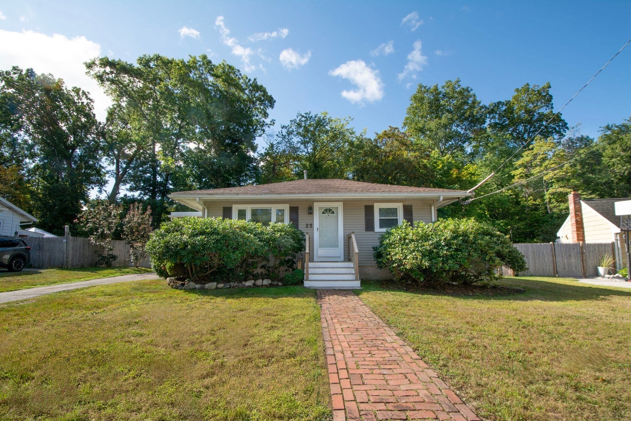 23 Courier St, Weymouth, MA Photo #3