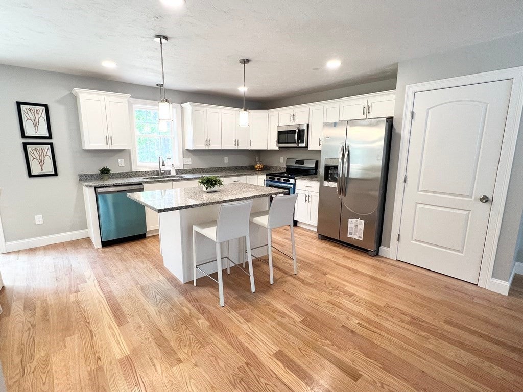 2 Bassett ST #A, Taunton, MA, 2 Bassett ST #A, Taunton, MA Photo #2