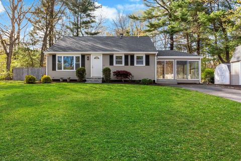 215 Paul Revere Ter Taunton MA 02780