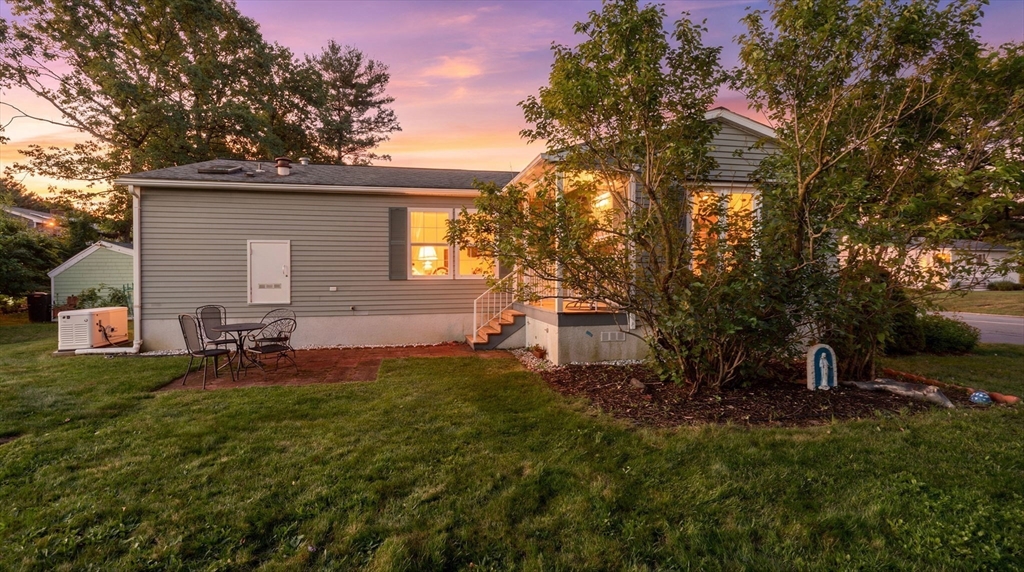 23 Green Holly Dr 23