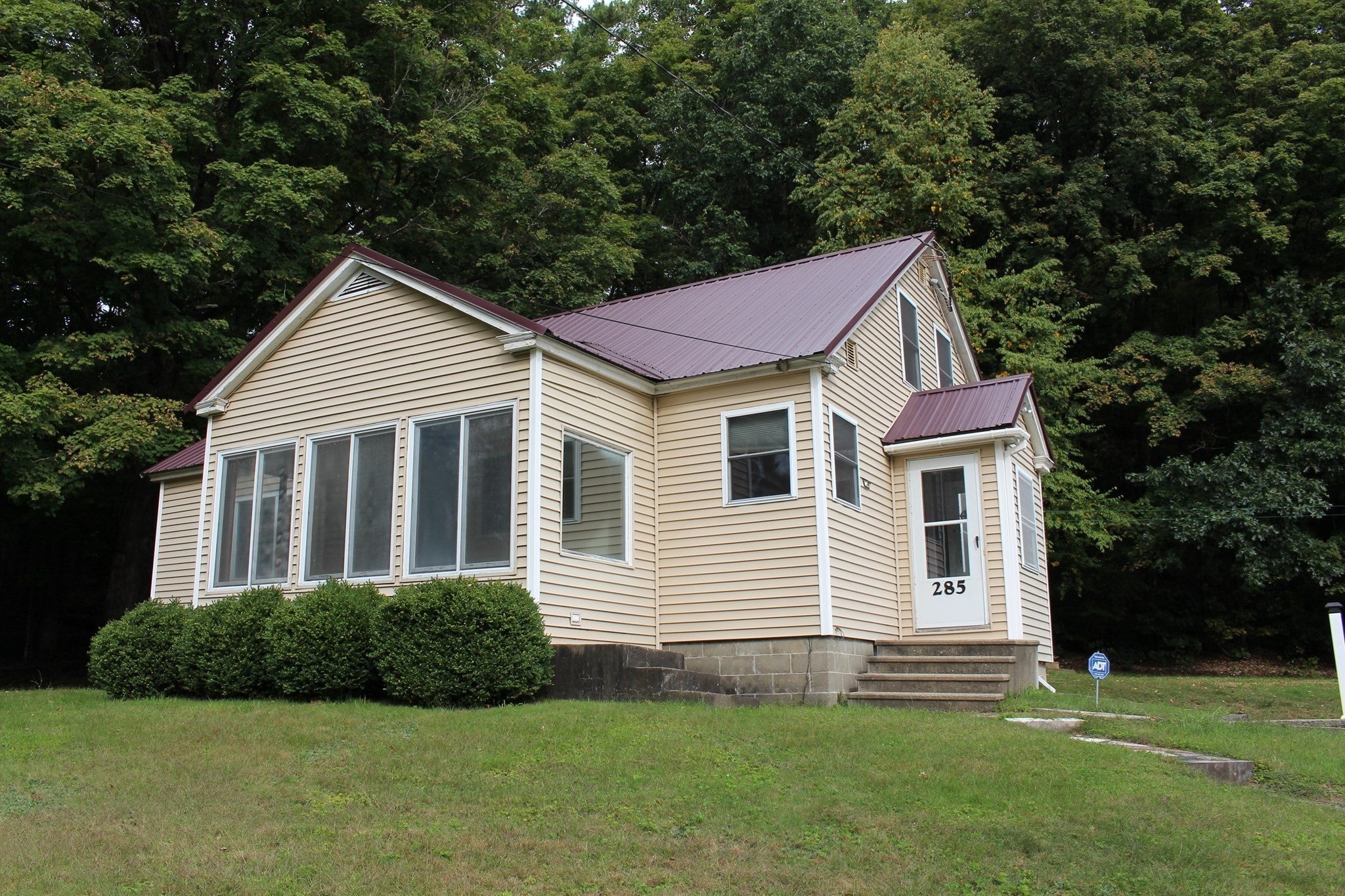285 Millers Falls Rd, Northfield, MA, 285 Millers Falls Rd, Northfield, MA Photo #1