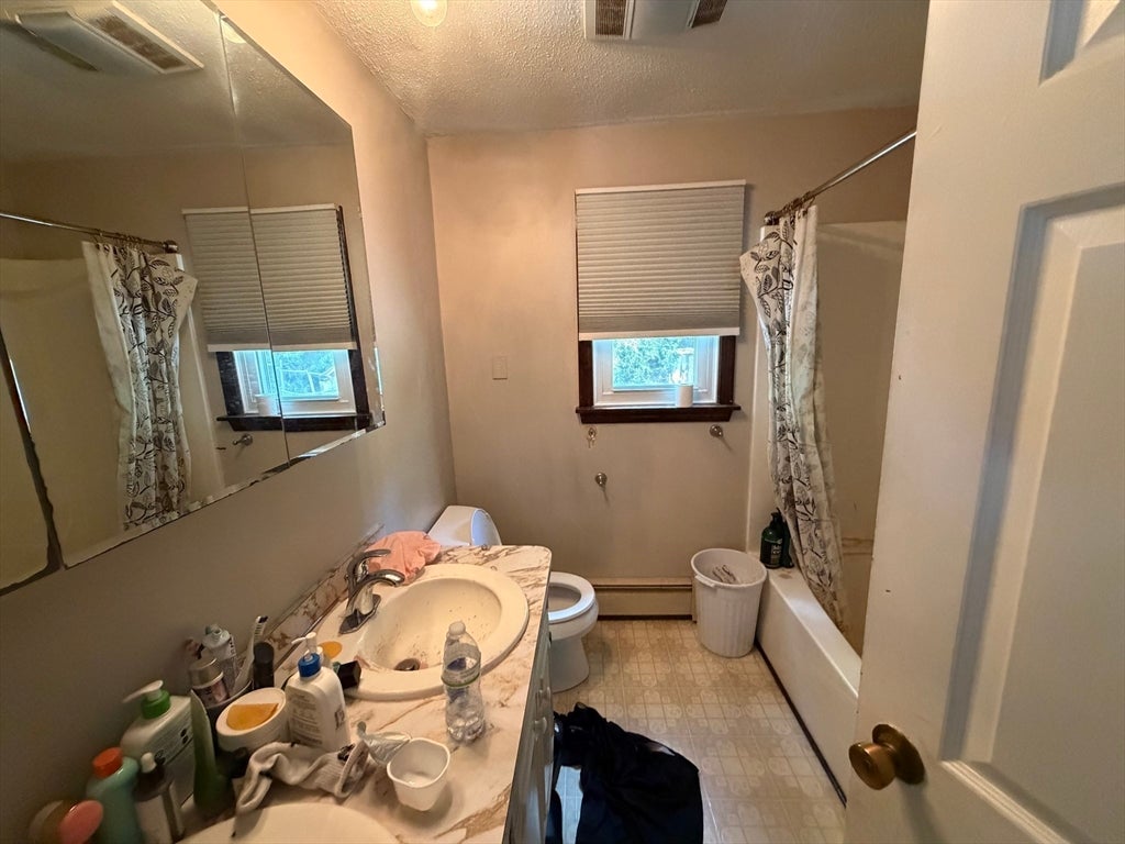 95 Jewett St, Pepperell, MA Photo #16