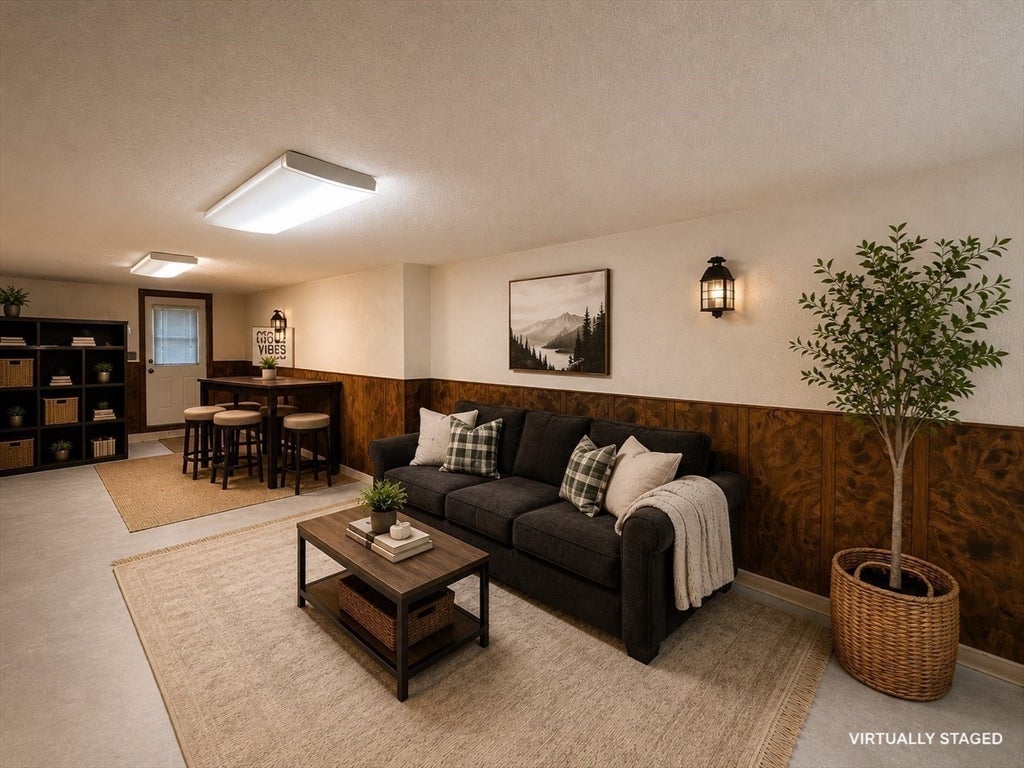 95 Jewett St, Pepperell, MA Photo #27