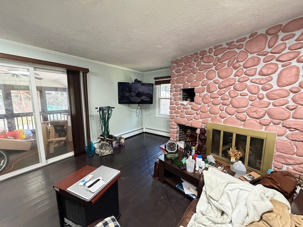 95 Jewett St, Pepperell, MA Photo #10