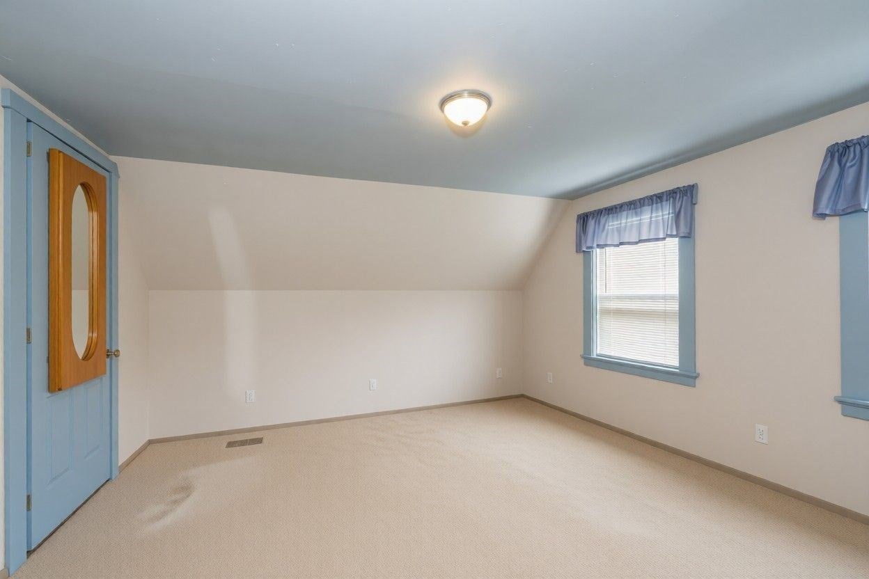 28 Pleasant St, Templeton, MA, 28 Pleasant St, Templeton, MA Photo #25