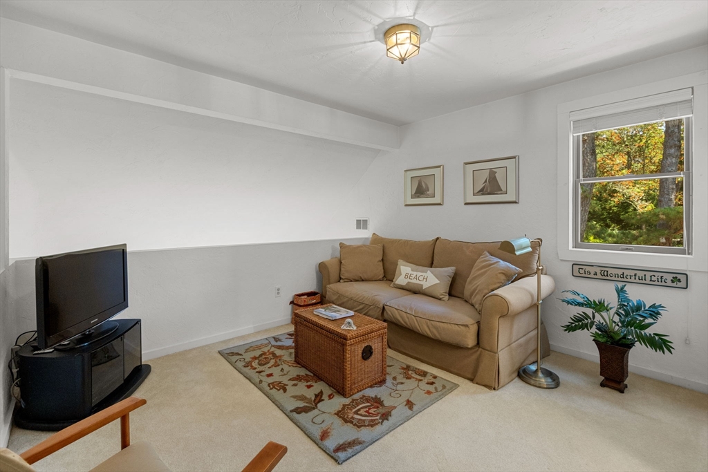 Mashpee, Massachusetts 02649, United States, 2 Bedrooms Bedrooms, ,2 BathroomsBathrooms,Residential,Active,176558