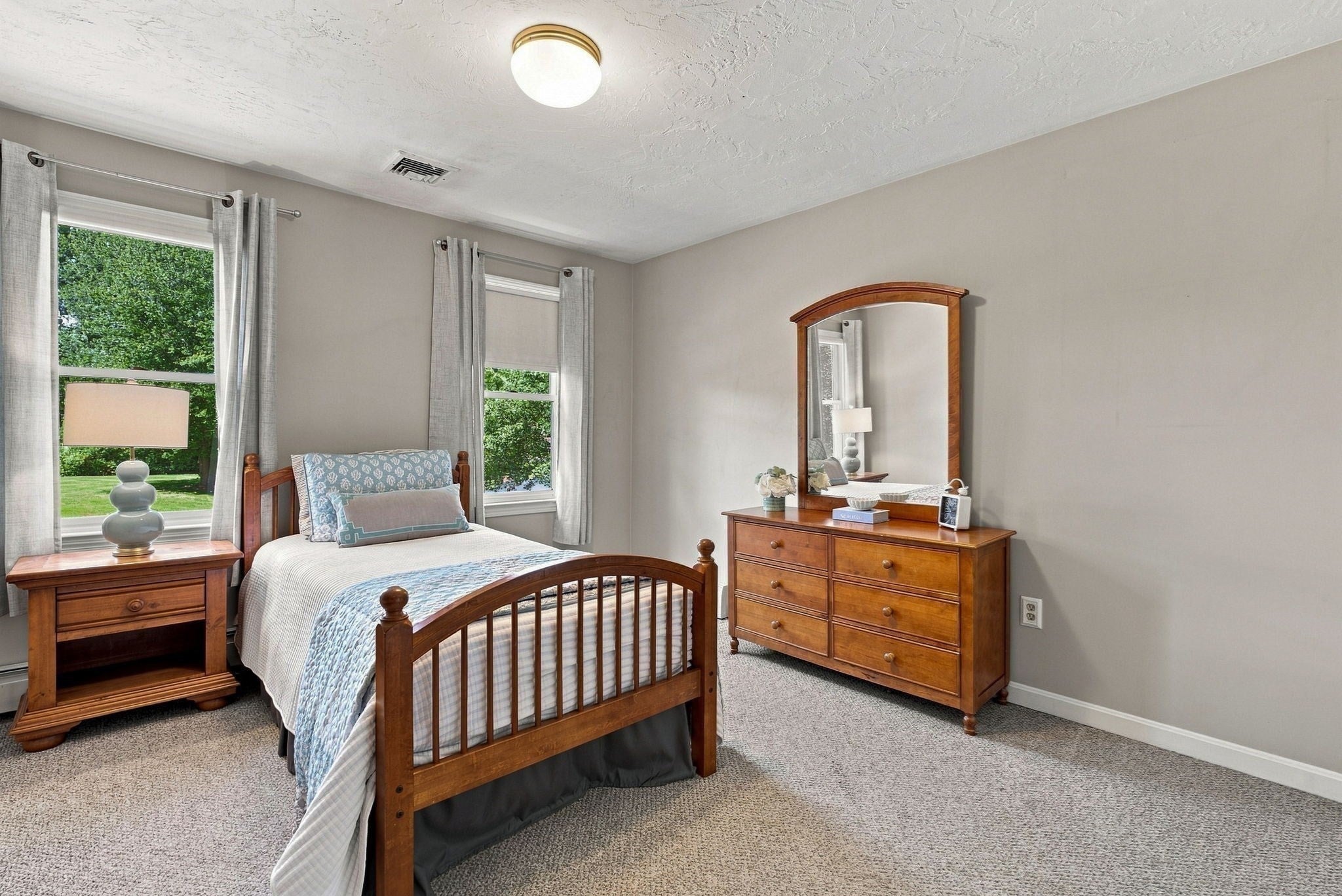 10 Danielle Drive, Grafton, MA, 10 Danielle Drive, Grafton, MA Photo #23
