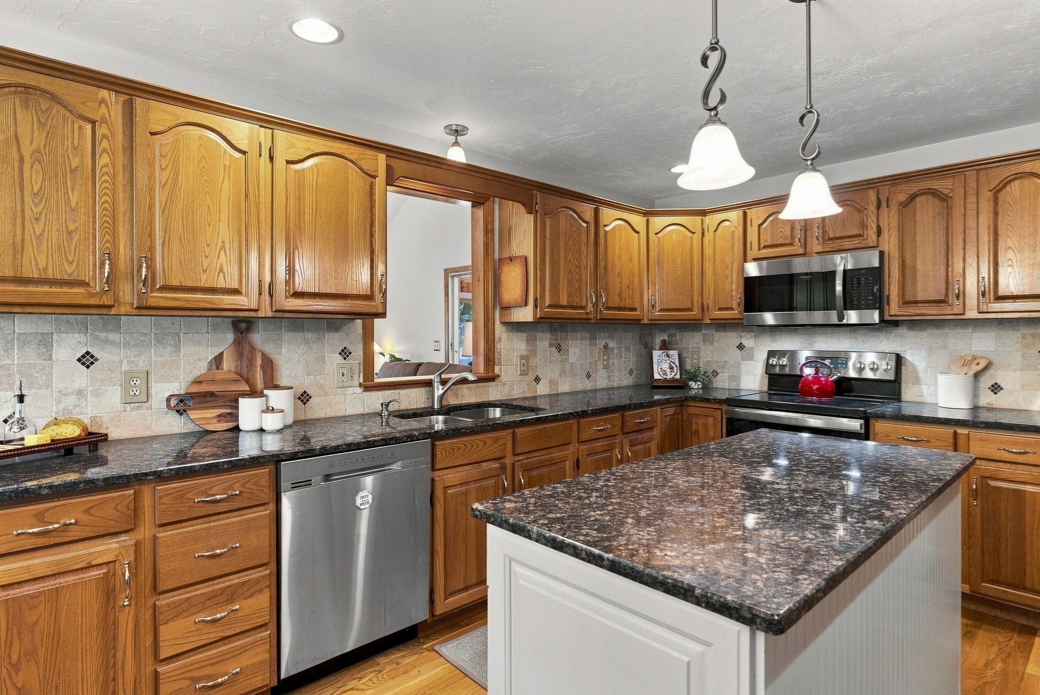 10 Danielle Drive, Grafton, MA, 10 Danielle Drive, Grafton, MA Photo #13