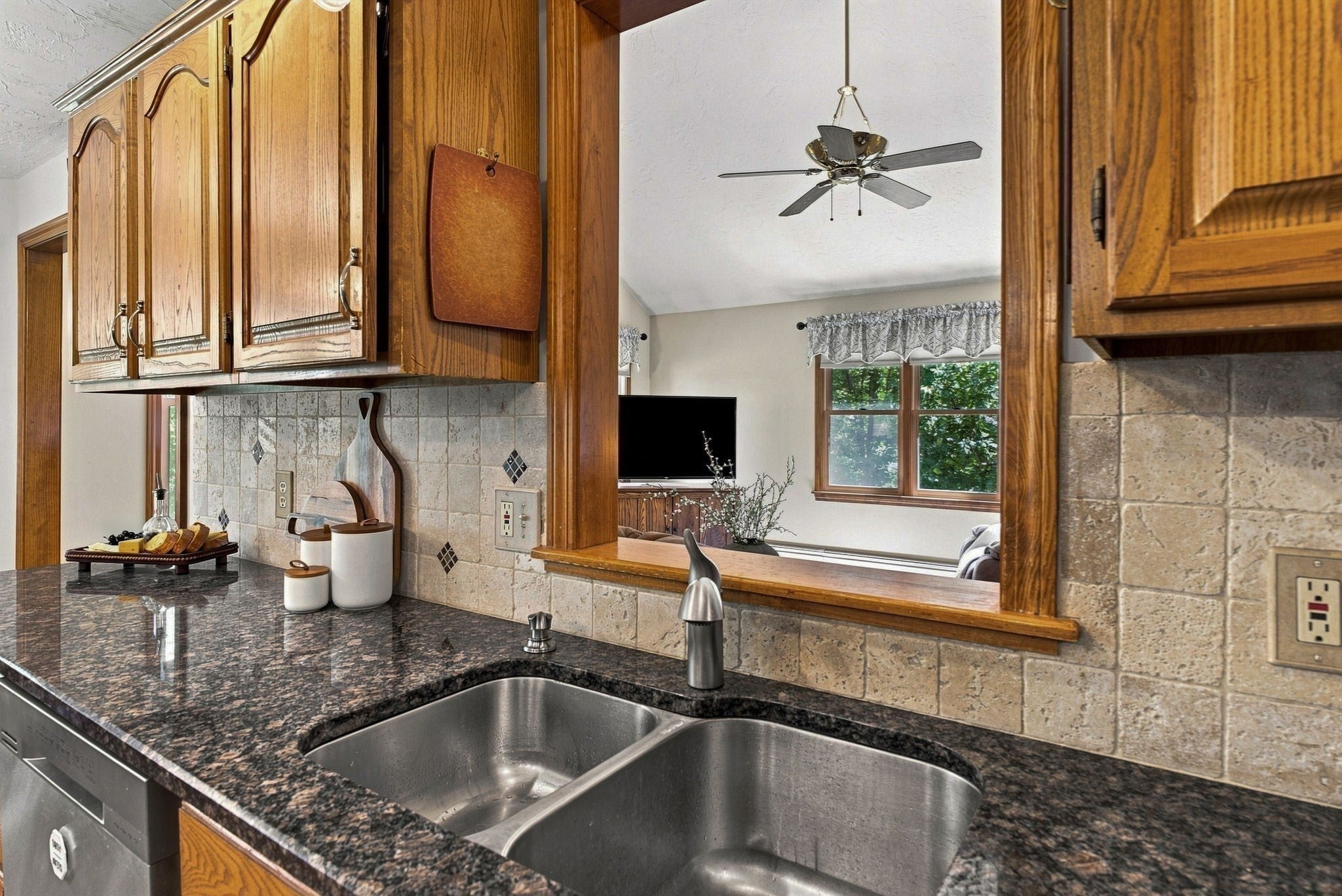 10 Danielle Drive, Grafton, MA, 10 Danielle Drive, Grafton, MA Photo #14