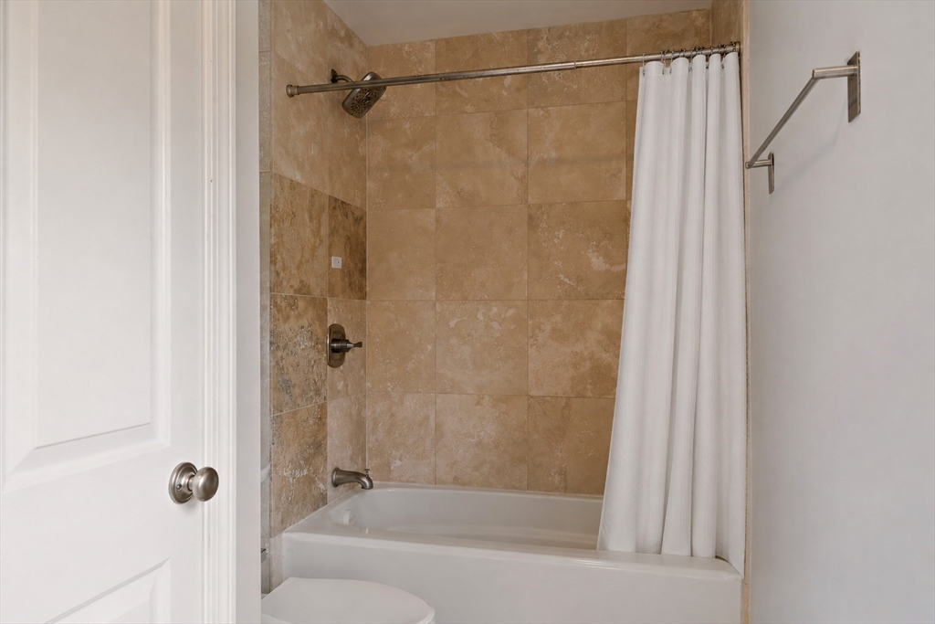 465 Washington St #465, Winchester, MA Photo #20