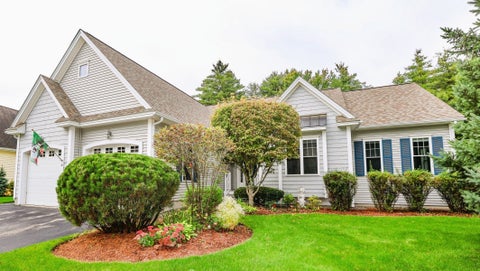Photo of 4 Elmwood Way #14, Amherst, NH 03031 (MLS # 73585860)