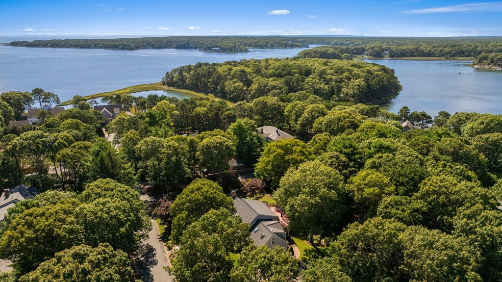 Barnstable, Massachusetts 02635, United States, 3 Bedrooms Bedrooms, ,3 BathroomsBathrooms,Residential,Active,221823