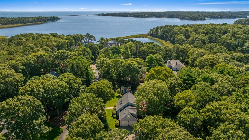 Barnstable, Massachusetts 02635, United States, 3 Bedrooms Bedrooms, ,3 BathroomsBathrooms,Residential,Active,221823