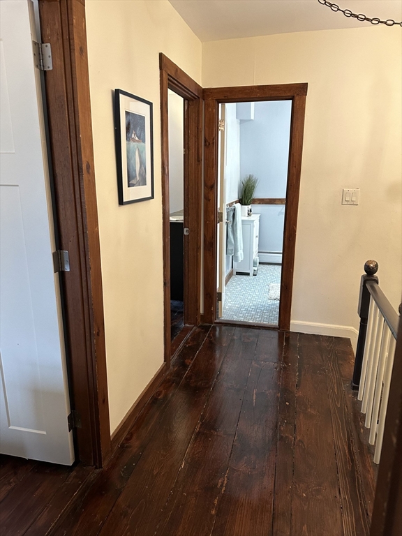 Cambridge, Massachusetts 02140, United States, 2 Bedrooms Bedrooms, ,1 BathroomBathrooms,Residential,Pending,128400