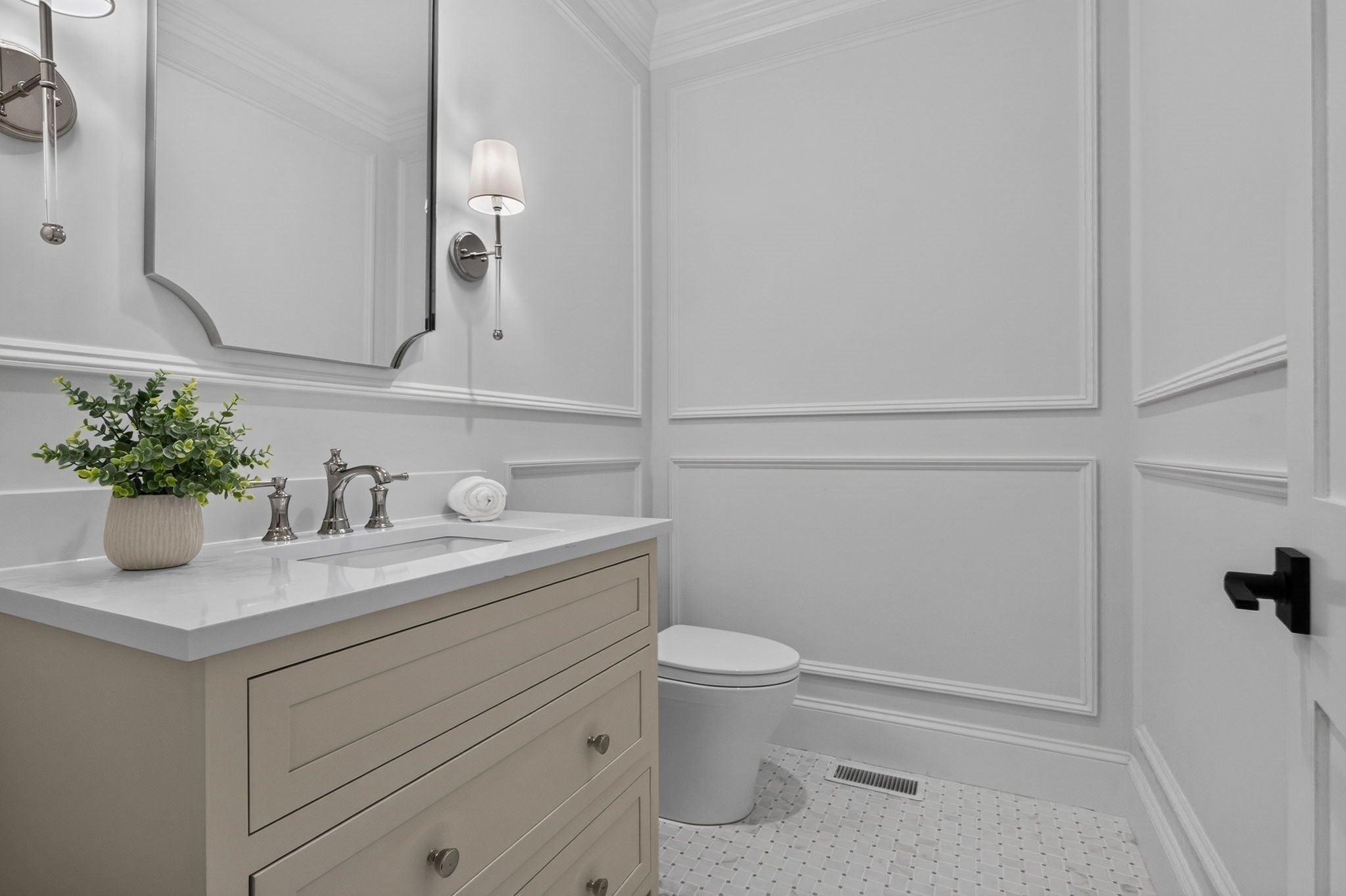 19 Orchard St, Wellesley, MA, 19 Orchard St, Wellesley, MA Photo #15