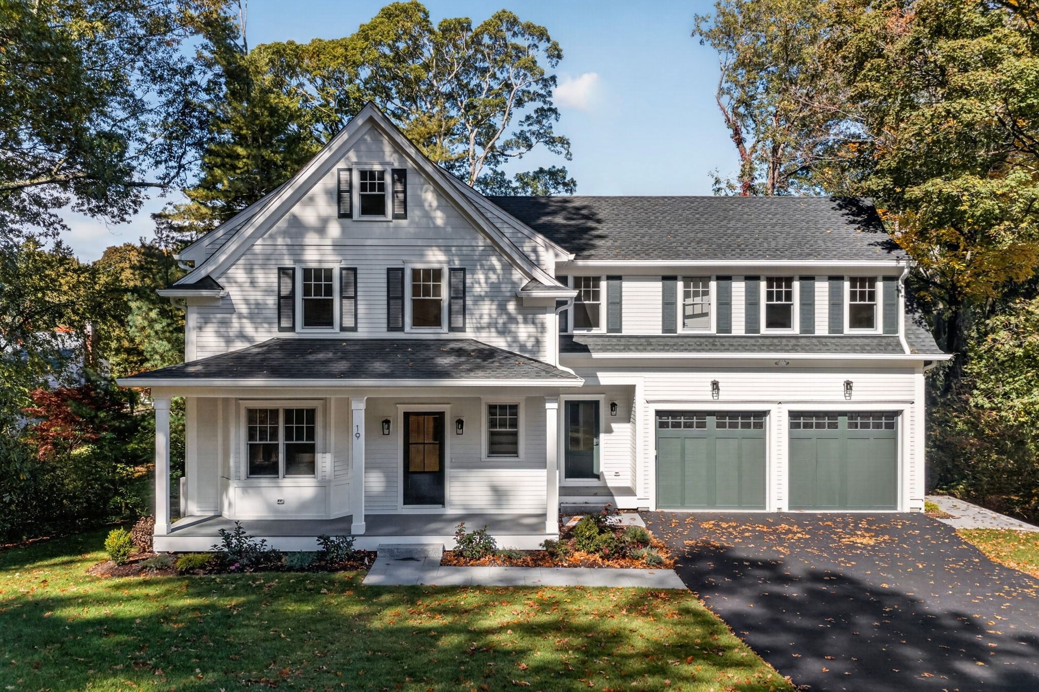 Photo of 19 Orchard St, Wellesley, MA