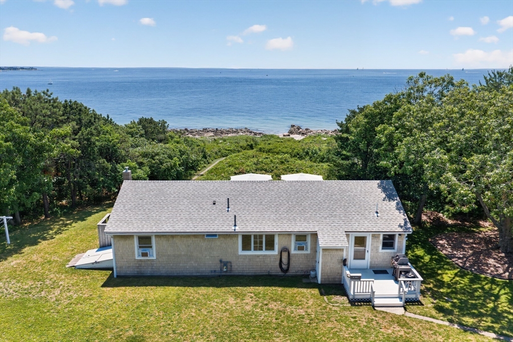 7 Gull Ln