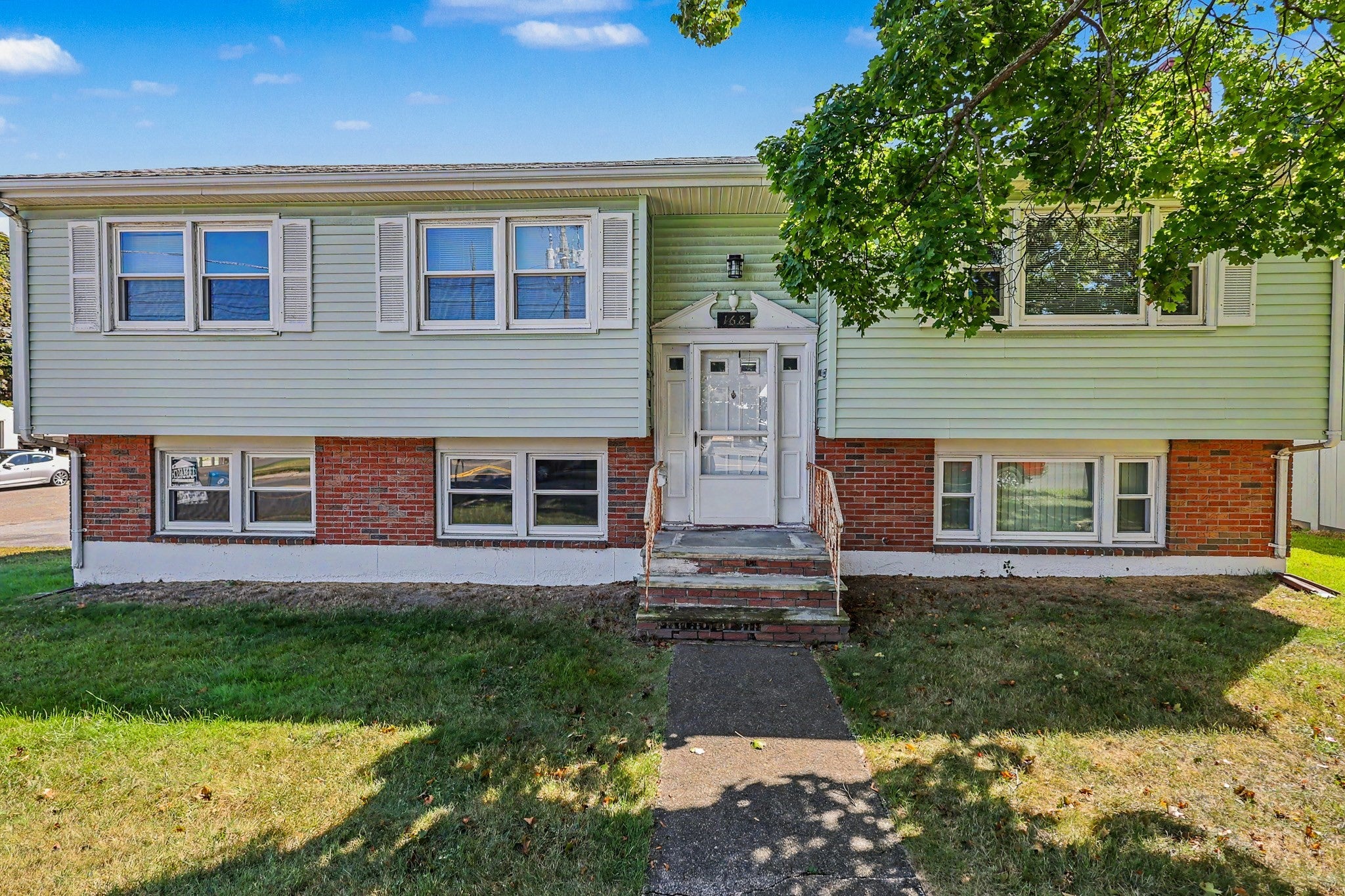 168 Lynn St