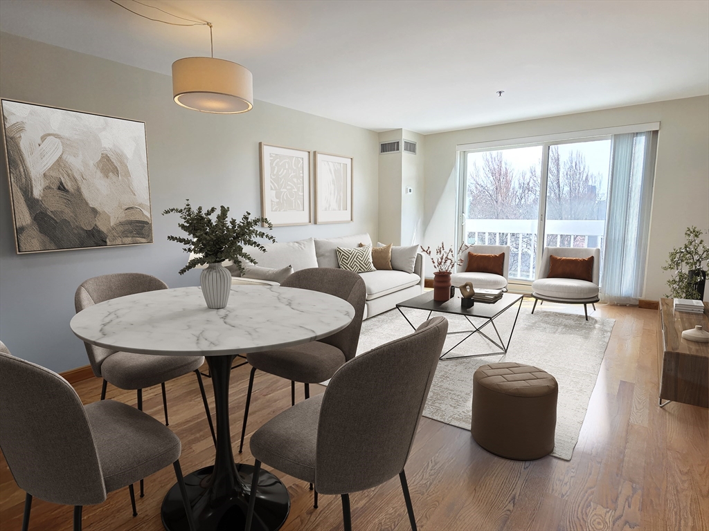 950 Massachusetts Ave 307