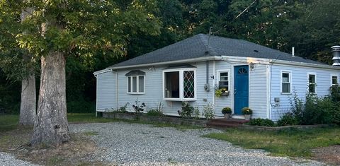 2 Wood Street North Halifax MA 02338