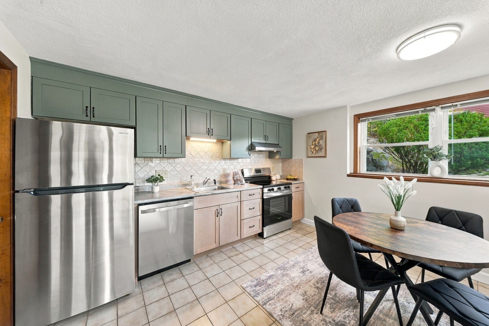 39 Mountain St #39, Woburn, MA Photo #14