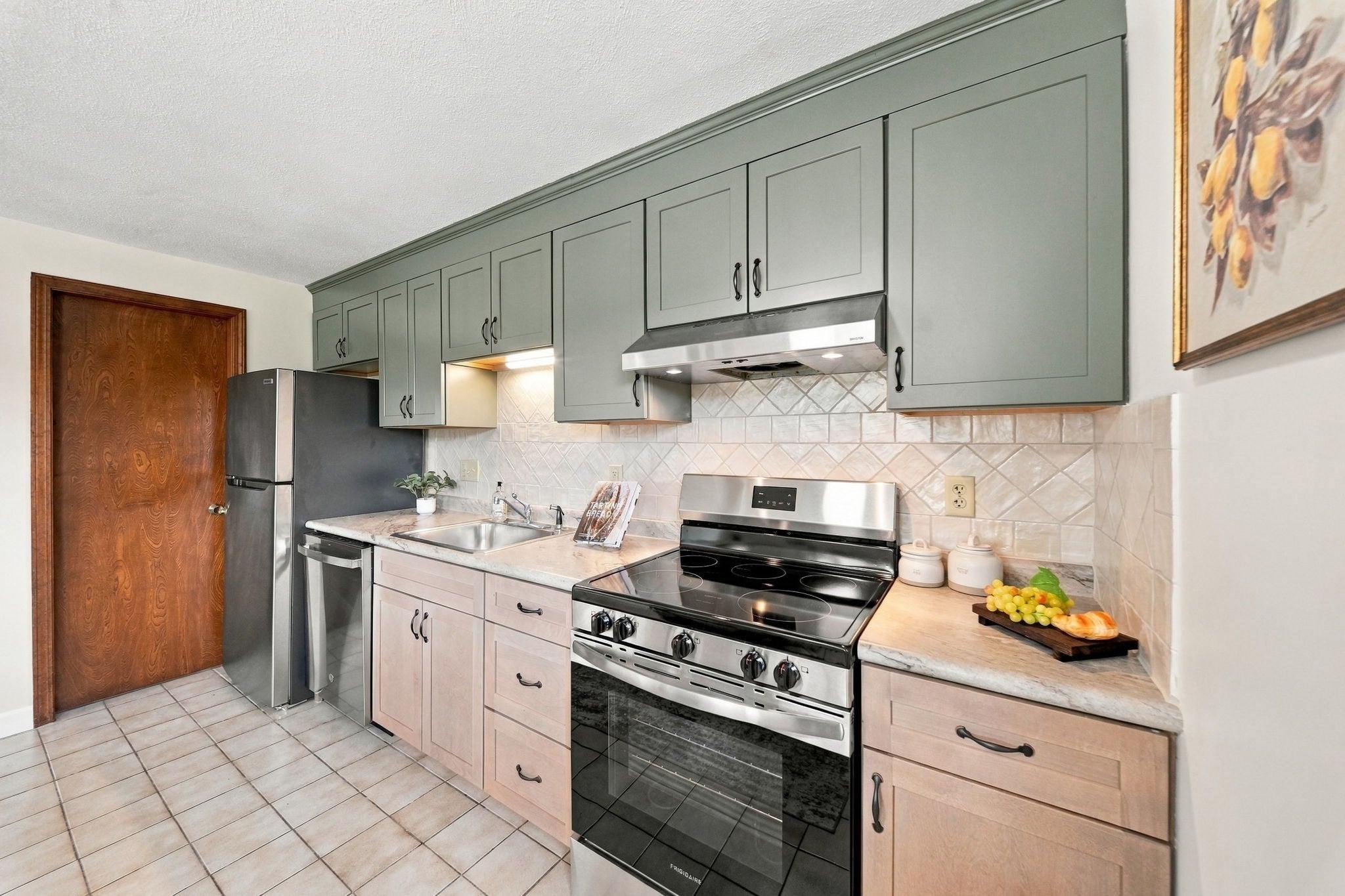 39 Mountain St #39, Woburn, MA Photo #16