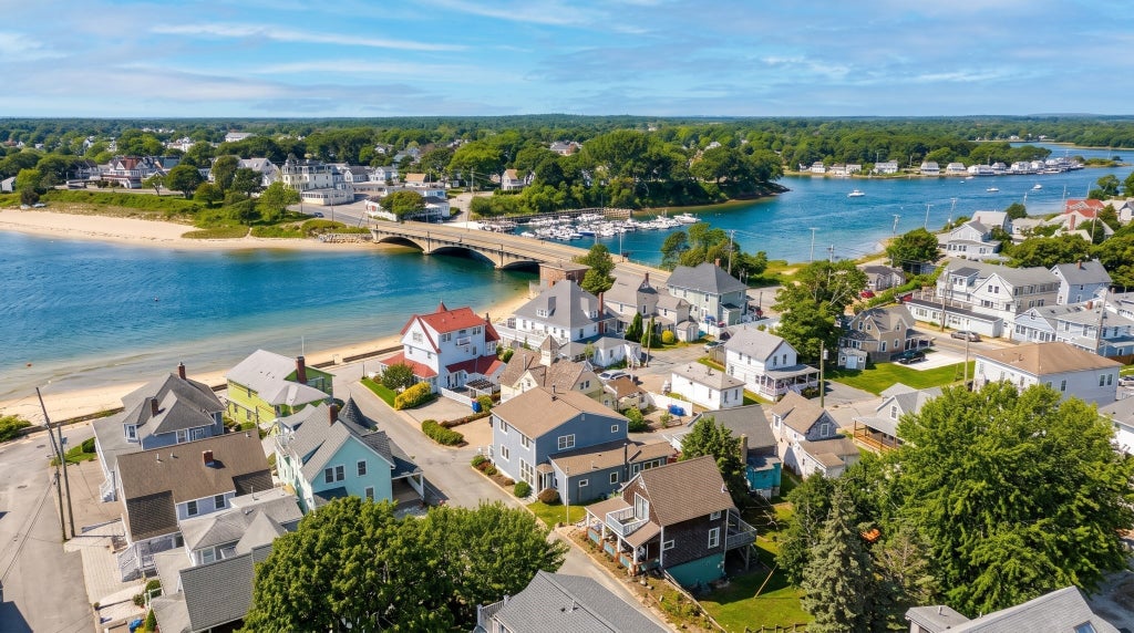 Photo of 6 Myrtle St, Wareham, MA 02558 (MLS # 73595304)