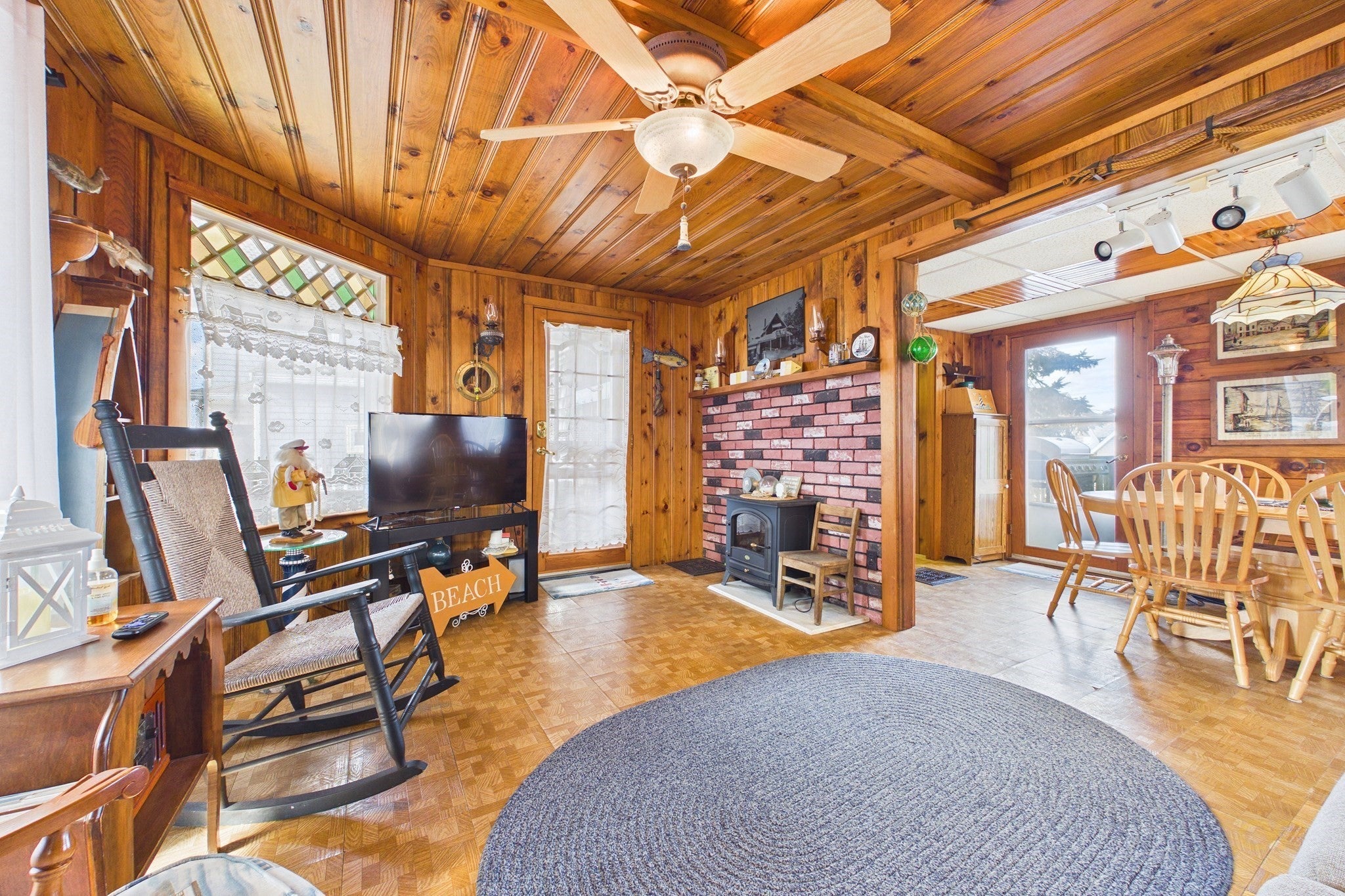 6 Myrtle St, Wareham, MA Photo #10