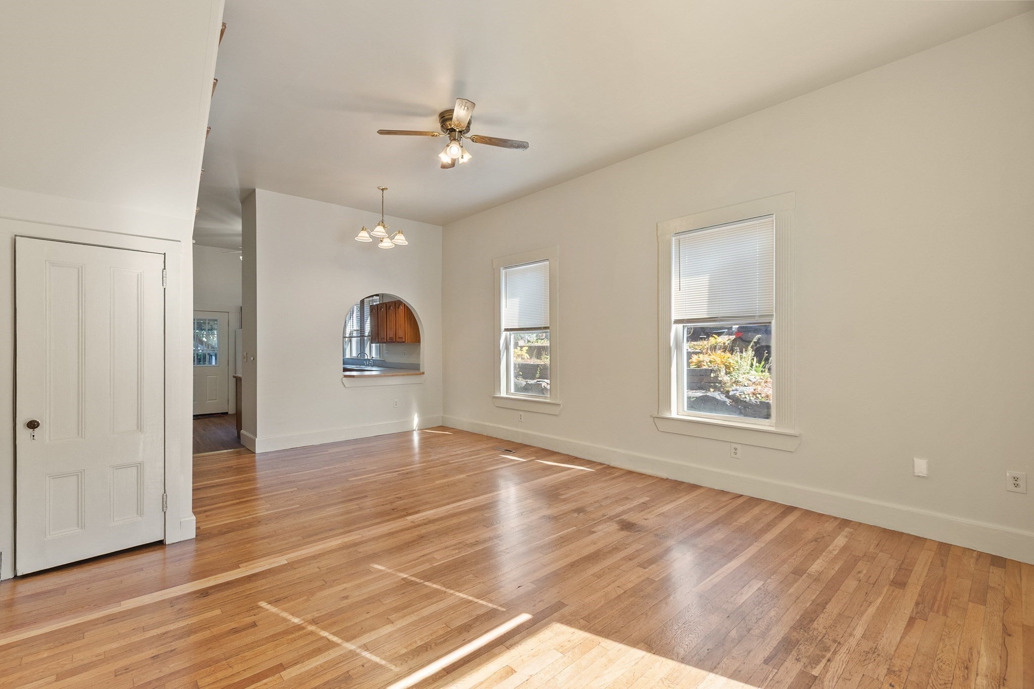 104 Tenth St #1R, Lowell, MA, 104 Tenth St #1R, Lowell, MA Photo #3