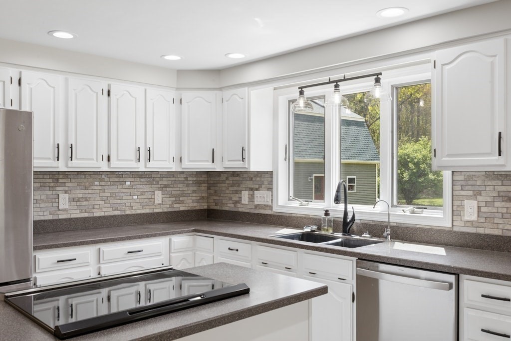 11 Kittredge Road