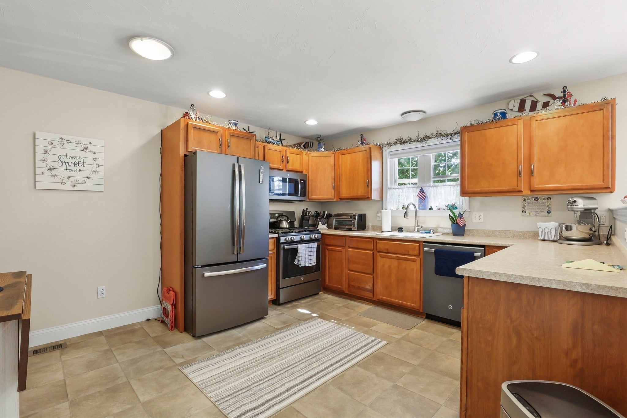 2 Rosemary Ln #A, Wareham, MA, 2 Rosemary Ln #A, Wareham, MA Photo #15