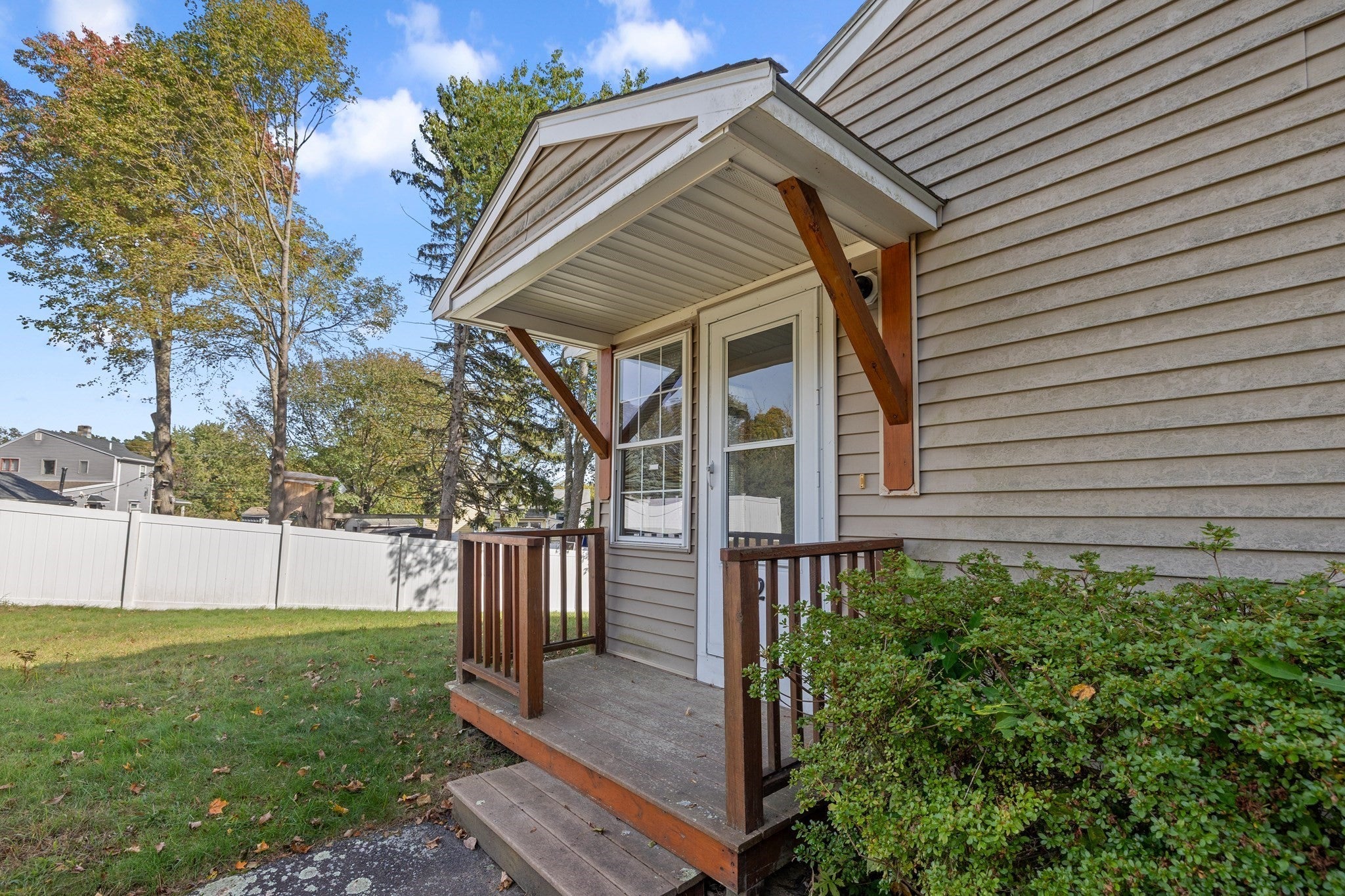 2 Tick Tock Way, East Bridgewater, MA Photo #5