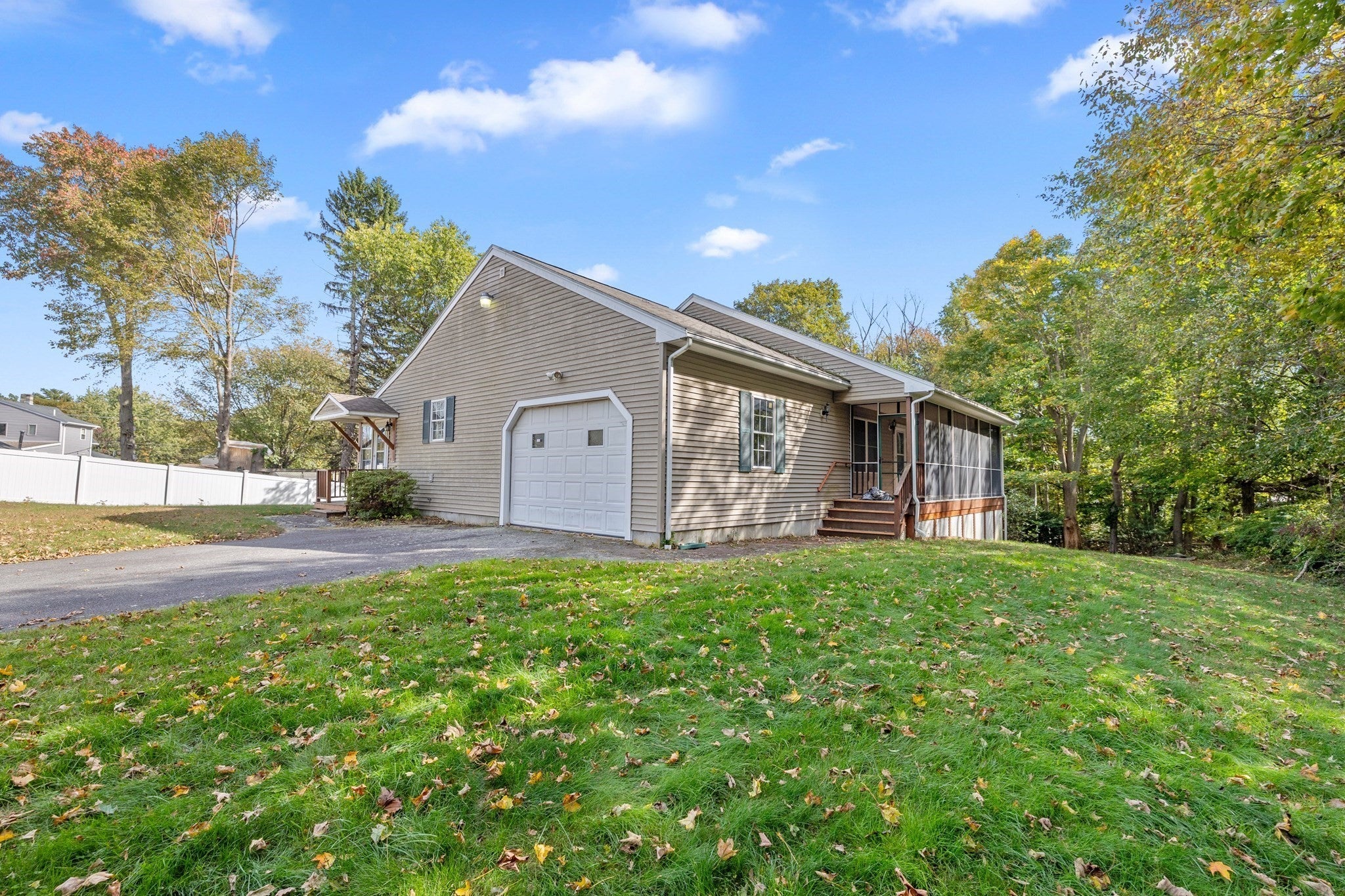 2 Tick Tock Way, East Bridgewater, MA Photo #4