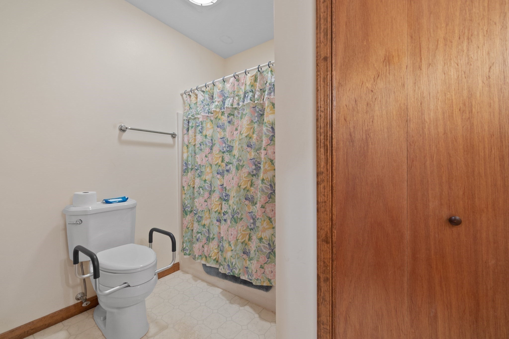 2 Tick Tock Way, East Bridgewater, MA Photo #17
