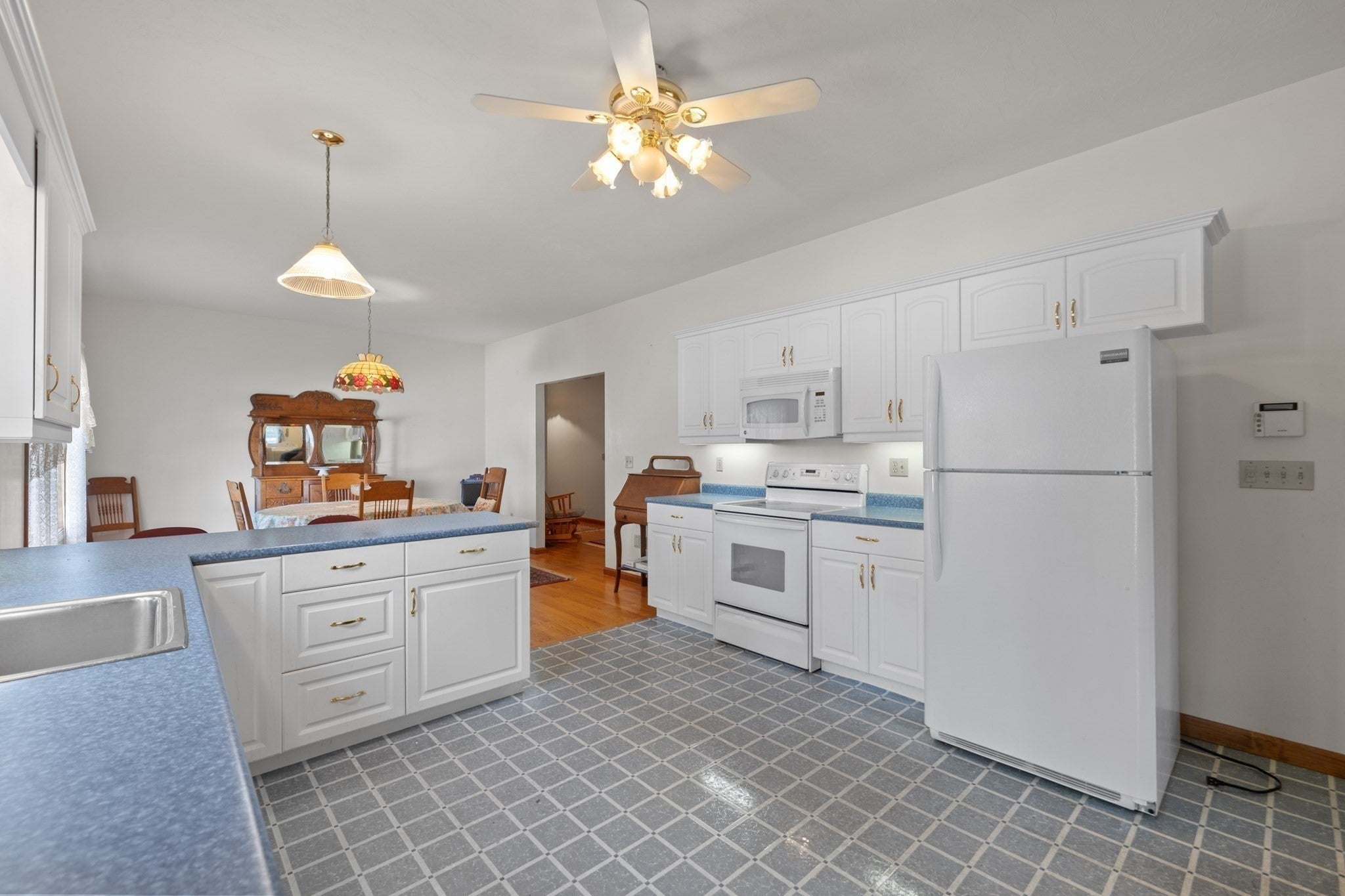 2 Tick Tock Way, East Bridgewater, MA Photo #7