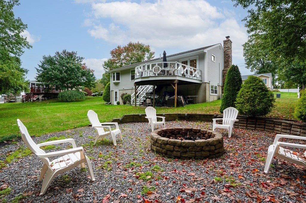 17 Vinal St, Hudson, MA Photo #30