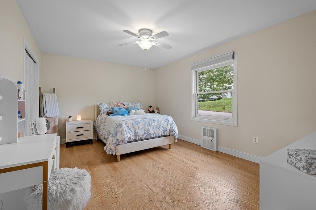 17 Vinal St, Hudson, MA Photo #16