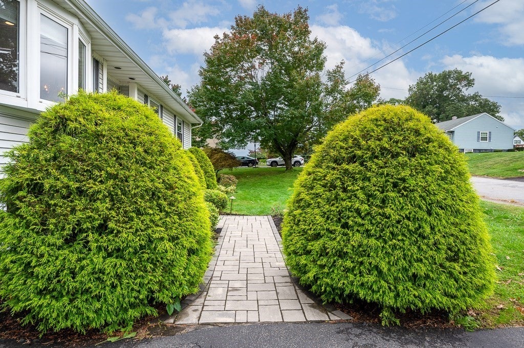 17 Vinal St, Hudson, MA Photo #4