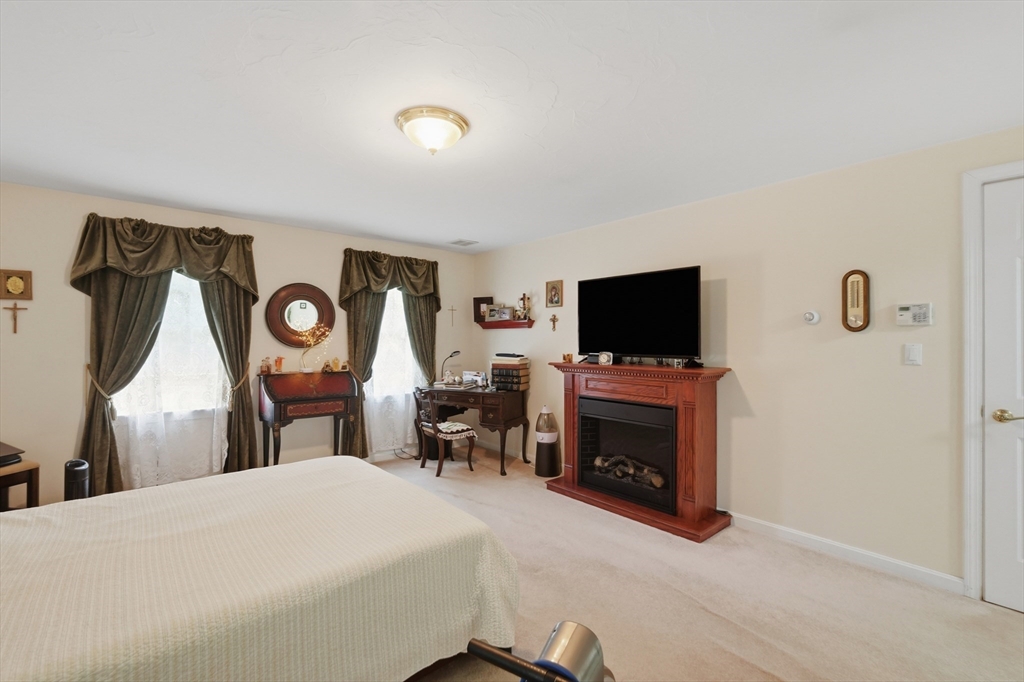 301 Winch St, Framingham, MA Photo #25