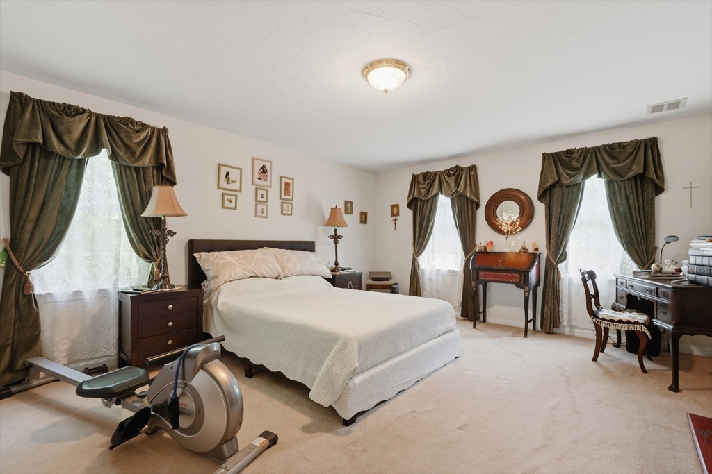 301 Winch St, Framingham, MA Photo #24