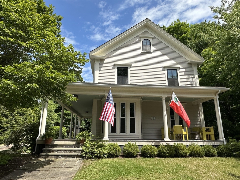 7 Oakland Ave.
