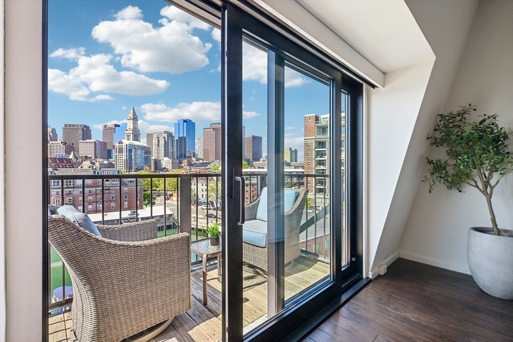 28-32 Atlantic Ave #628, Boston, MA Photo #2