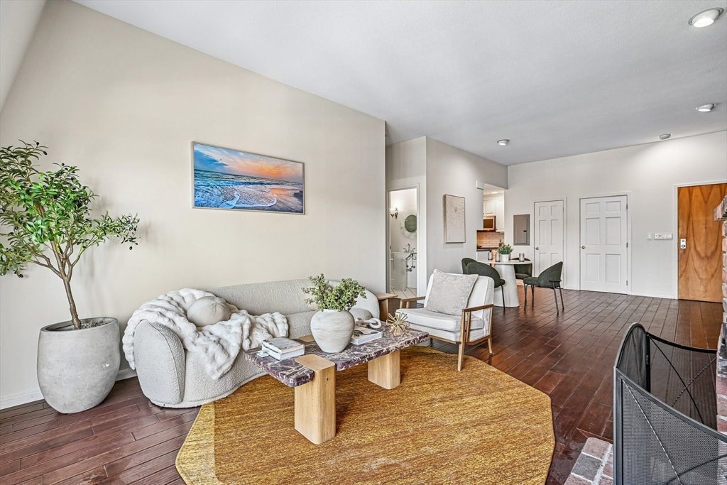 28-32 Atlantic Ave #628, Boston, MA Photo #7