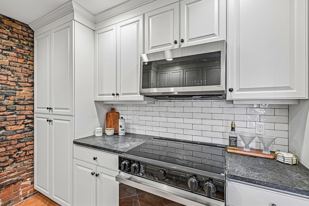 28-32 Atlantic Ave #628, Boston, MA Photo #11