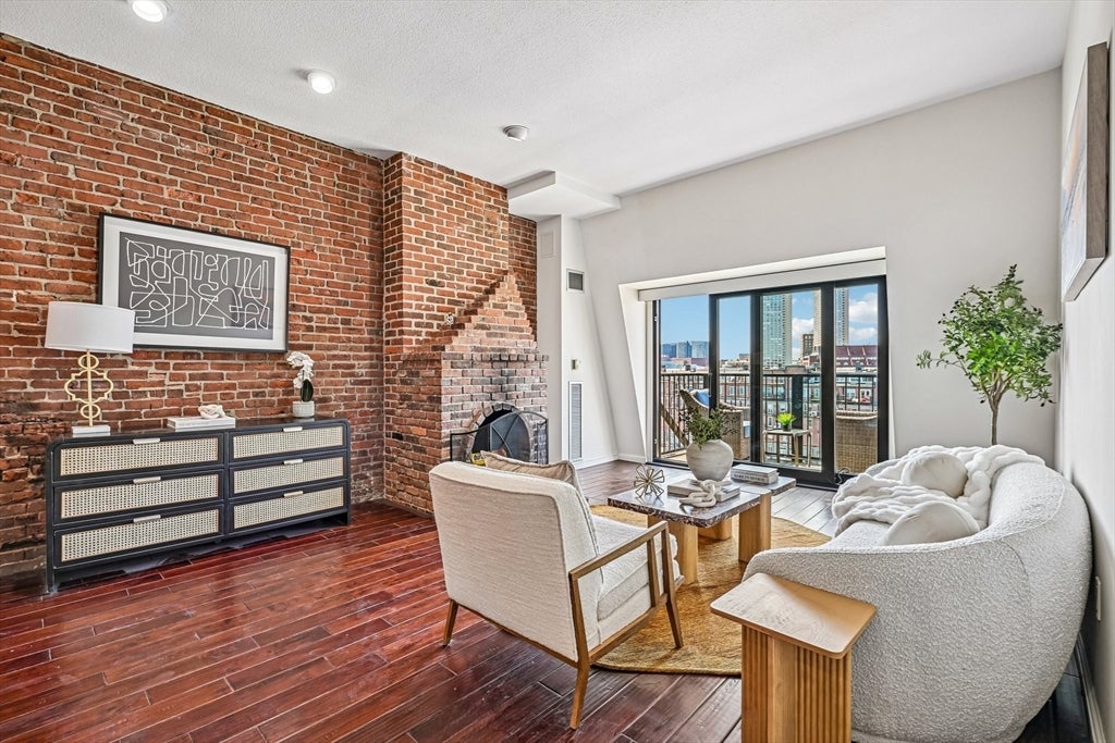 28-32 Atlantic Ave #628, Boston, MA Photo #1