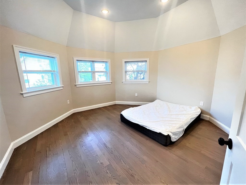 54 Crescent Avenue #2, Malden, MA Photo #16
